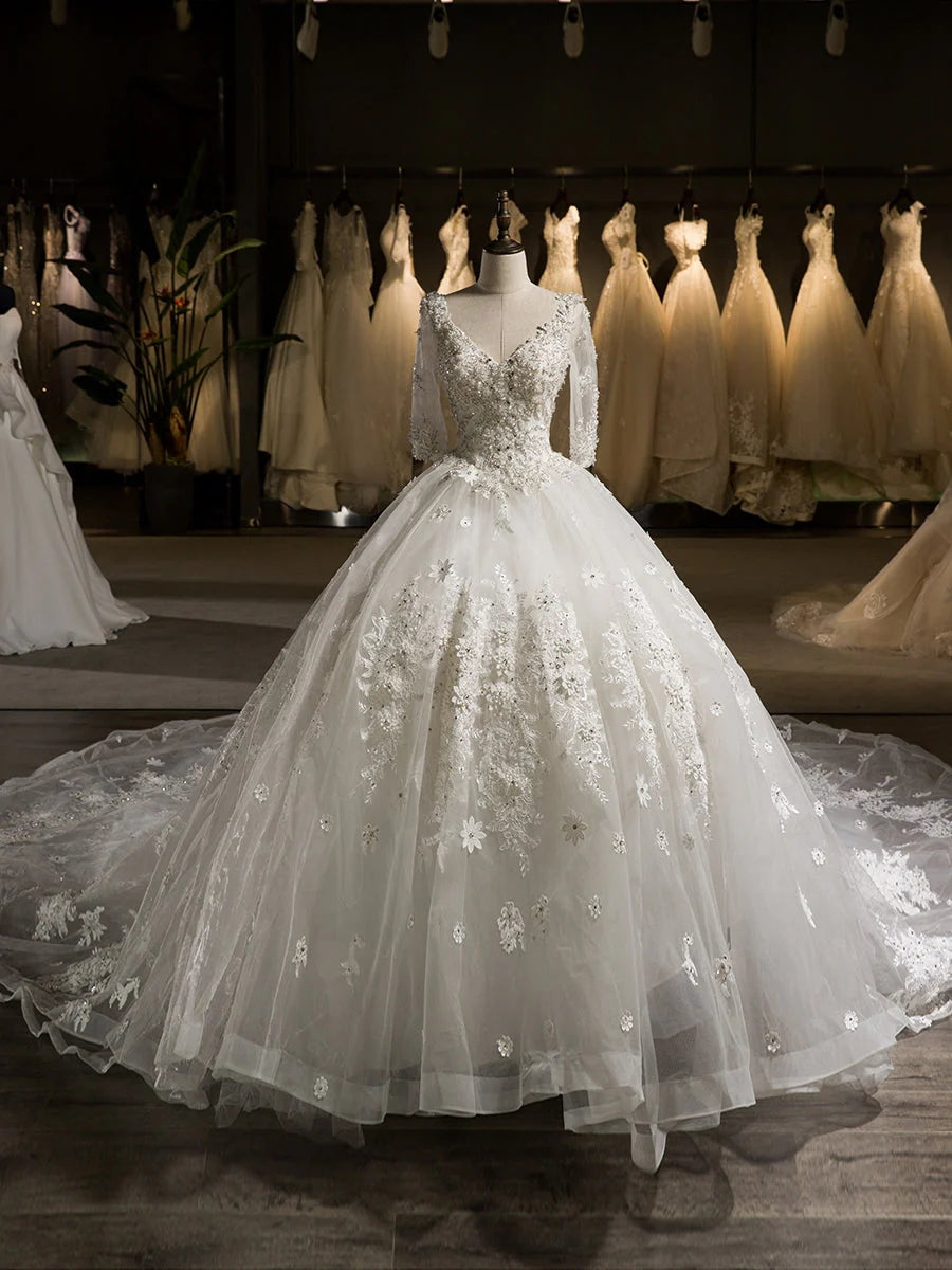 Luxury V-Neck Half Sleeves Tulle Applique With Beading Cathedral Train Ball Gown Wedding Dresses Sparkling Wedding Dress