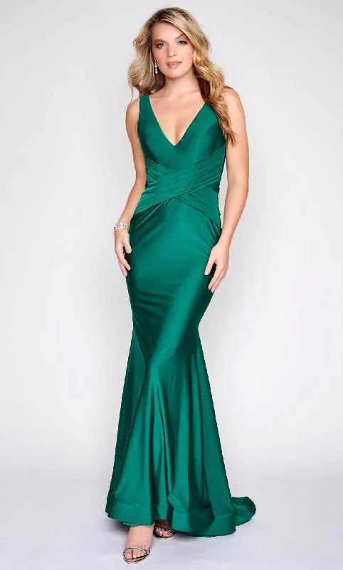 Nina Canacci 7503 - Sleeveless Plunging V-Neck Prom Gown Smocked party dresses