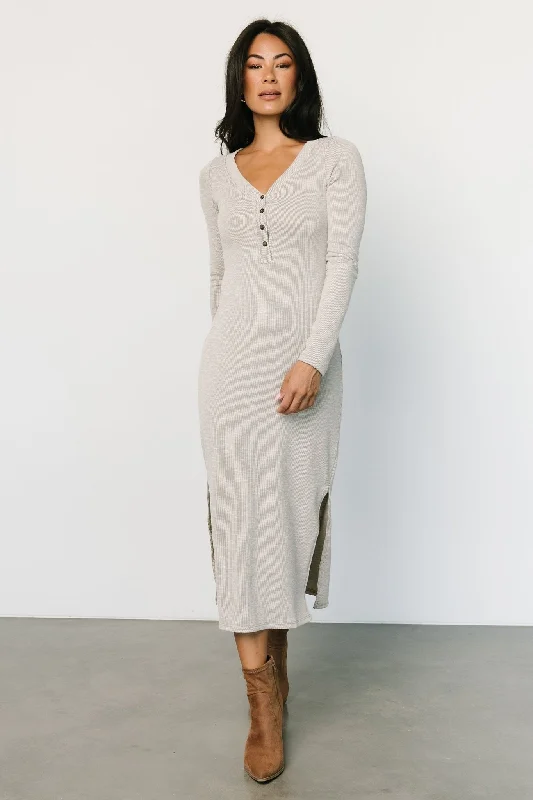 Denver Ribbed Midi Dress | Light Gray Versatile midi dresses for all occasions