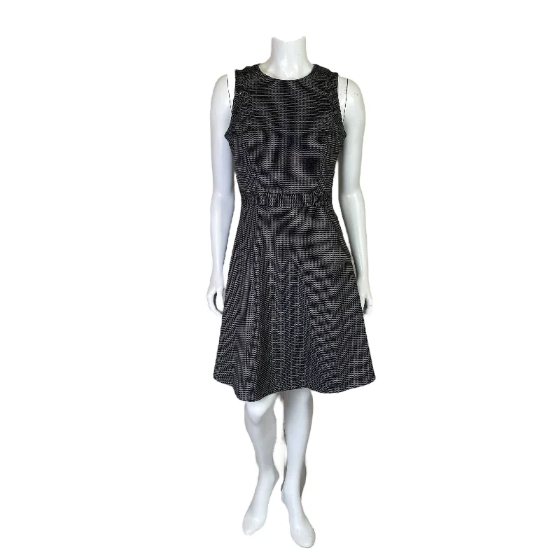 White House Black Market | Women's Black and White Pattern Fit and Flare Dress | Size: 2 Discounted floral dresses