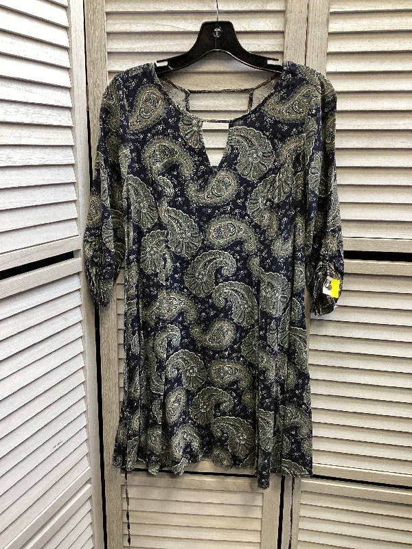 Dress Casual Maxi By Hollister In Paisley Print, Size: S Pleated Floral Maxi